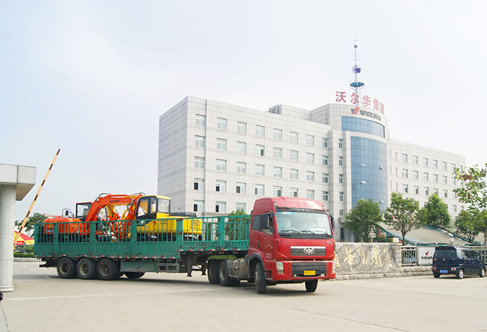 乐虎88国际集团2台挖掘机再次出口委内瑞拉