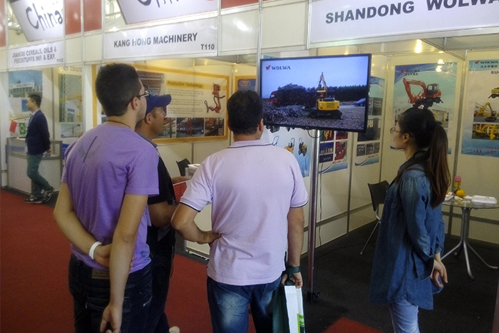 乐虎88国际集团参加2015巴西国际工程机械展会