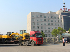 乐虎88国际集团10台挖掘机顺利出口秘鲁