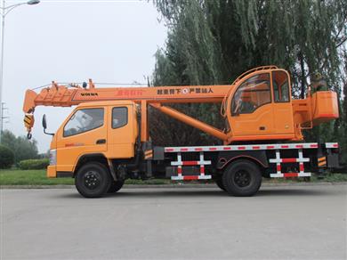 乐虎88国际GNQY-3200型（排半）8吨吊车